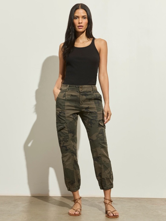 Sanctuary Pants - EUC – Sanctuary Rebel Standard Rise Pant Hiker – Camo